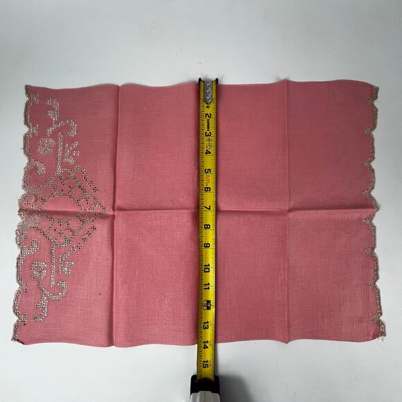 Vtg Pink Tea Towel Embroidered Lace Scrollwork 19x14 Large Table Doily Linens - Picture 5 of 7